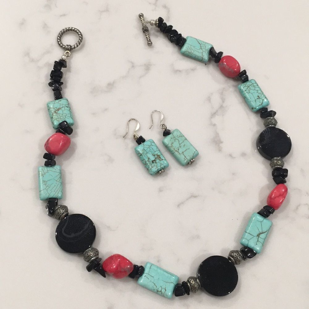 Black and Turquoise Necklace Set